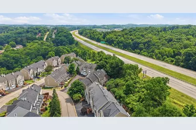 2736 Meadowcrest Ct, Pittsburgh, PA 15090 - Photo 31