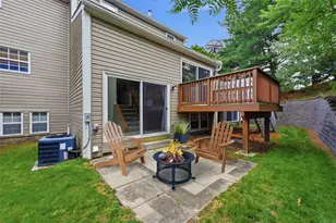 2736 Meadowcrest Ct, Pittsburgh, PA 15090 - Photo 25