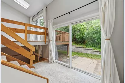 2736 Meadowcrest Ct, Pittsburgh, PA 15090 - Photo 23