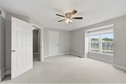2736 Meadowcrest Ct, Pittsburgh, PA 15090 - Photo 15