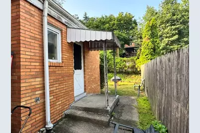 4526 Camelia St, East Pittsburgh, PA 15201 - Photo 9