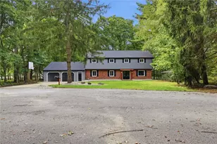208 Lynwood Dr, Hempfield Township, PA 16125 - Photo 37