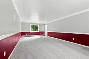 208 Lynwood Dr, Hempfield Township, PA 16125 - Photo 5