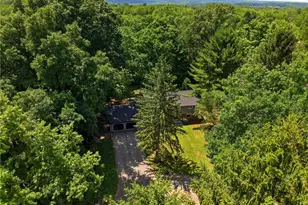 208 Lynwood Dr, Hempfield Township, PA 16125 - Photo 31