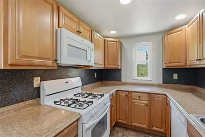 181 Castle Road, Pittsburgh, PA 15234 - Photo 11