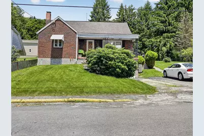 907 Hubert Ave, Northern Cambria School District, PA 15714 - Photo 3
