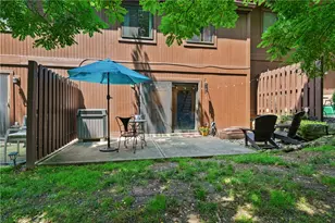 402 Allenberry, Ross Twp, PA 15237 - Photo 27
