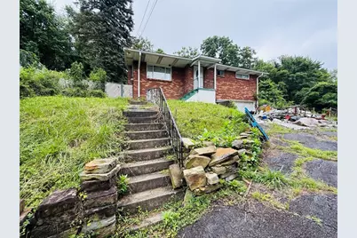 1060 Lawndale, Homewood Brushton, PA 15221 - Photo 5