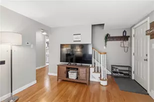 303 N 6th St, Youngwood, PA 15697 - Photo 5