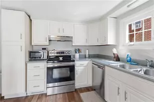 303 N 6th St, Youngwood, PA 15697 - Photo 7