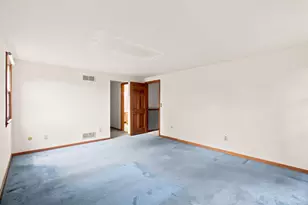 2545 Glenwood Dr, Pittsburgh, PA 15090 - Photo 21