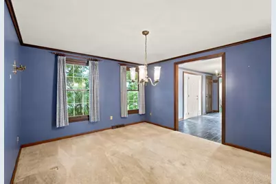 2545 Glenwood Drive, Pittsburgh, PA 15090 - Photo 9