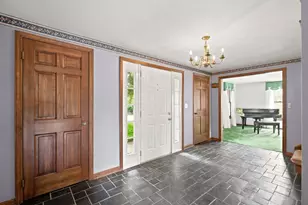 2545 Glenwood Dr, Pittsburgh, PA 15090 - Photo 5