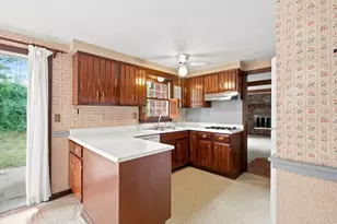 2545 Glenwood Dr, Pittsburgh, PA 15090 - Photo 15