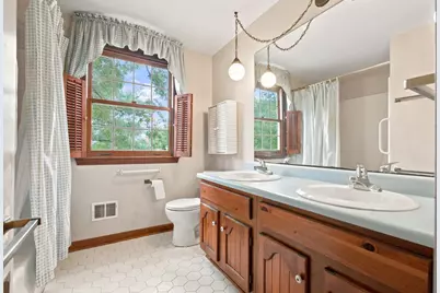 2545 Glenwood Drive, Pittsburgh, PA 15090 - Photo 29