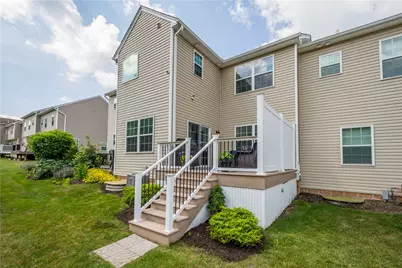 662 Freedom Dr, Collier Township, PA 15106 - Photo 33