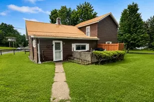 453 N Pitt St, Mercer Boro, PA 16137 - Photo 3