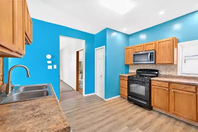 208 Crest Avenue, Charleroi Boro, PA 15022 - Photo 9