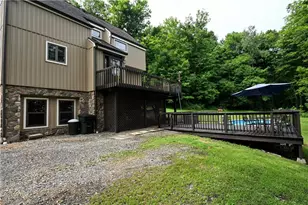 391 Maple Rd, Burgettstown Boro, PA 15021 - Photo 5