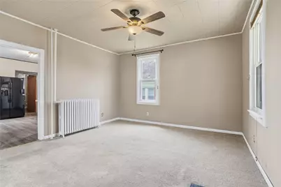 215 McKim St, Zelienople, PA 16063 - Photo 7