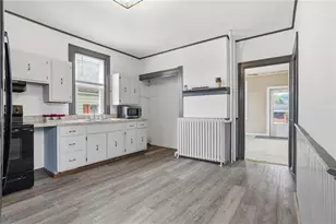215 McKim St, Zelienople, PA 16063 - Photo 11