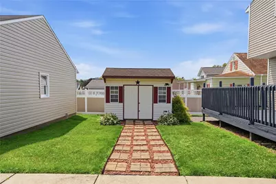 215 McKim St, Zelienople, PA 16063 - Photo 35