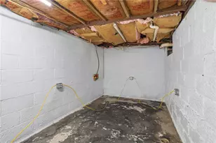 215 McKim St, Zelienople, PA 16063 - Photo 31