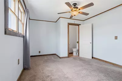 215 McKim St, Zelienople, PA 16063 - Photo 21