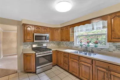 2714 Gould Dr, South Park, PA 15129 - Photo 15