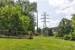 2714 Gould Dr, South Park, PA 15129 - Photo 5
