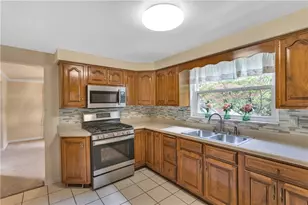 2714 Gould Dr, South Park, PA 15129 - Photo 15