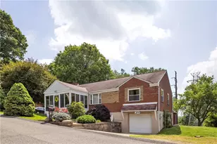 2714 Gould Dr, South Park, PA 15129 - Photo 3