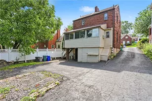 21 Leon Rd, Green Tree, PA 15220 - Photo 25