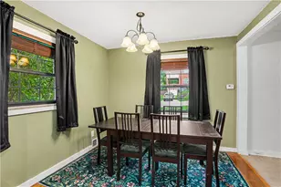 21 Leon Rd, Green Tree, PA 15220 - Photo 5