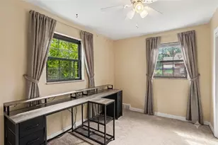 21 Leon Rd, Green Tree, PA 15220 - Photo 17