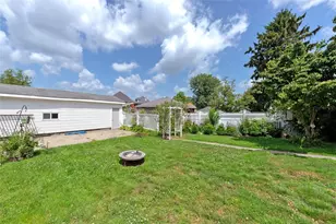 1230 Chestnut St, Connellsville, PA 15425 - Photo 7