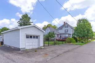 1230 Chestnut St, Connellsville, PA 15425 - Photo 5