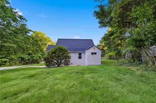 2913 E Bardonner Rd, Hampton, PA 15044 - Photo 29