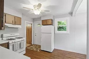 2913 E Bardonner Rd, Hampton, PA 15044 - Photo 11