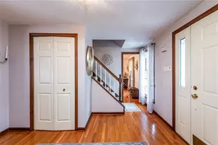 2244 Woodmont Dr, Murrysville, PA 15632 - Photo 5