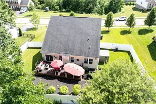 109 Brook Side Dr, Findlay Township, PA 15026 - Photo 39