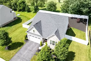 109 Brook Side Dr, Findlay Township, PA 15026 - Photo 49