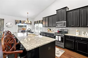 109 Brook Side Dr, Findlay Township, PA 15026 - Photo 13
