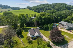 645 Old State Rte 66, Hempfield Township, PA 15601 - Photo 29