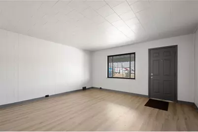 707 Harriet Street, McKees Rocks, PA 15136 - Photo 3