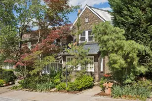 1247 Murdoch Rd, Pittsburgh, PA 15217 - Photo 3