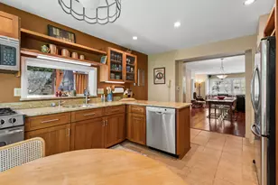 1247 Murdoch Rd, Pittsburgh, PA 15217 - Photo 13