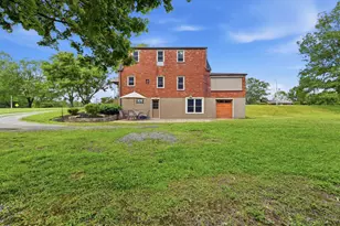 215 Twin Oaks Dr, Pine Township, PA 15090 - Photo 33