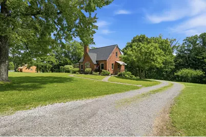 215 Twin Oaks Drive, Pine Township, PA 15090 - Photo 3