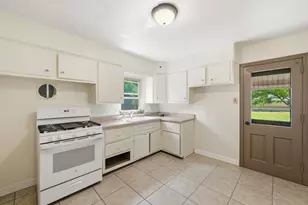215 Twin Oaks Dr, Pine Township, PA 15090 - Photo 13